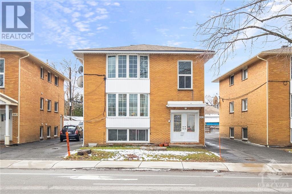 976 St Laurent Boulevard, Ottawa, Ontario  K1K 3B3 - Photo 1 - 1385544