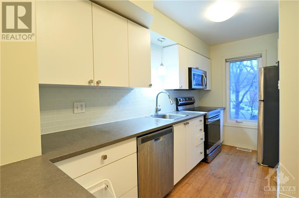 90 Templeton Street Unit#c, Ottawa, Ontario  K1N 6X3 - Photo 2 - 1393975