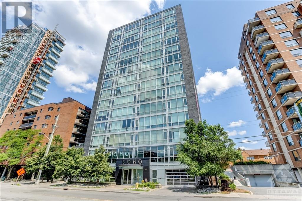 <h3>$2,100<small> Monthly</small></h3><p>201 Parkdale Avenue Unit#1605, Ottawa, Ontario</p>