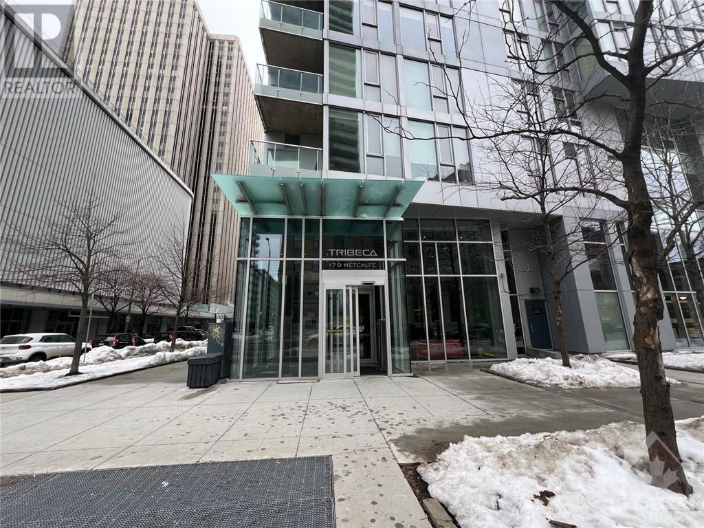 <h3>$2,500<small> Monthly</small></h3><p>179 Metcalfe St Street Unit#1502, Ottawa, Ontario</p>