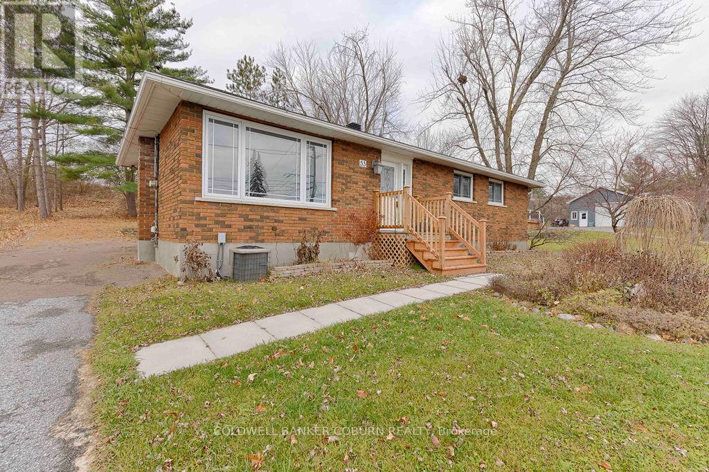 53 Pembroke St Street, Whitewater Region, Ontario  K0J 1K0 - Photo 1 - X11823473